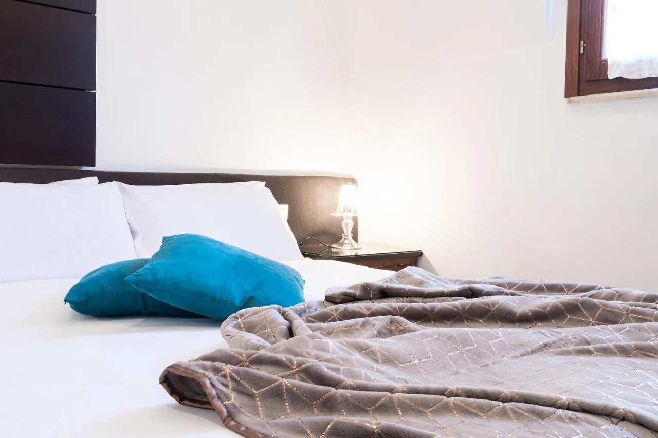 Sempione Split-Level Terrace Apartment - Top Collection Milan
